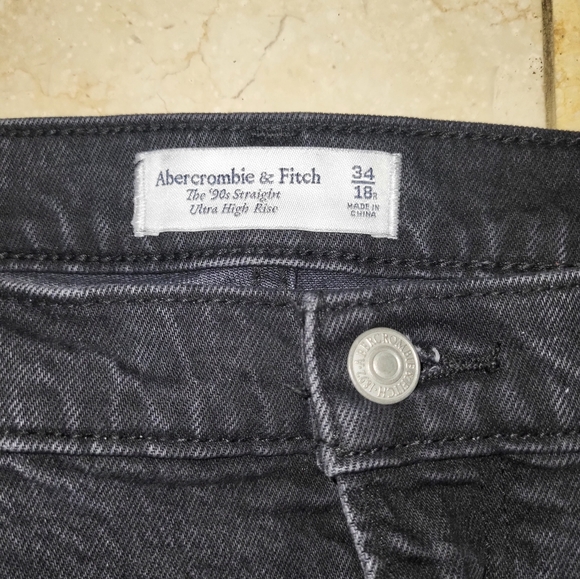 Abercrombie & Fitch 90s Straight Ultra High Rise jeans black distressed 34/18R - Picture 4 of 11